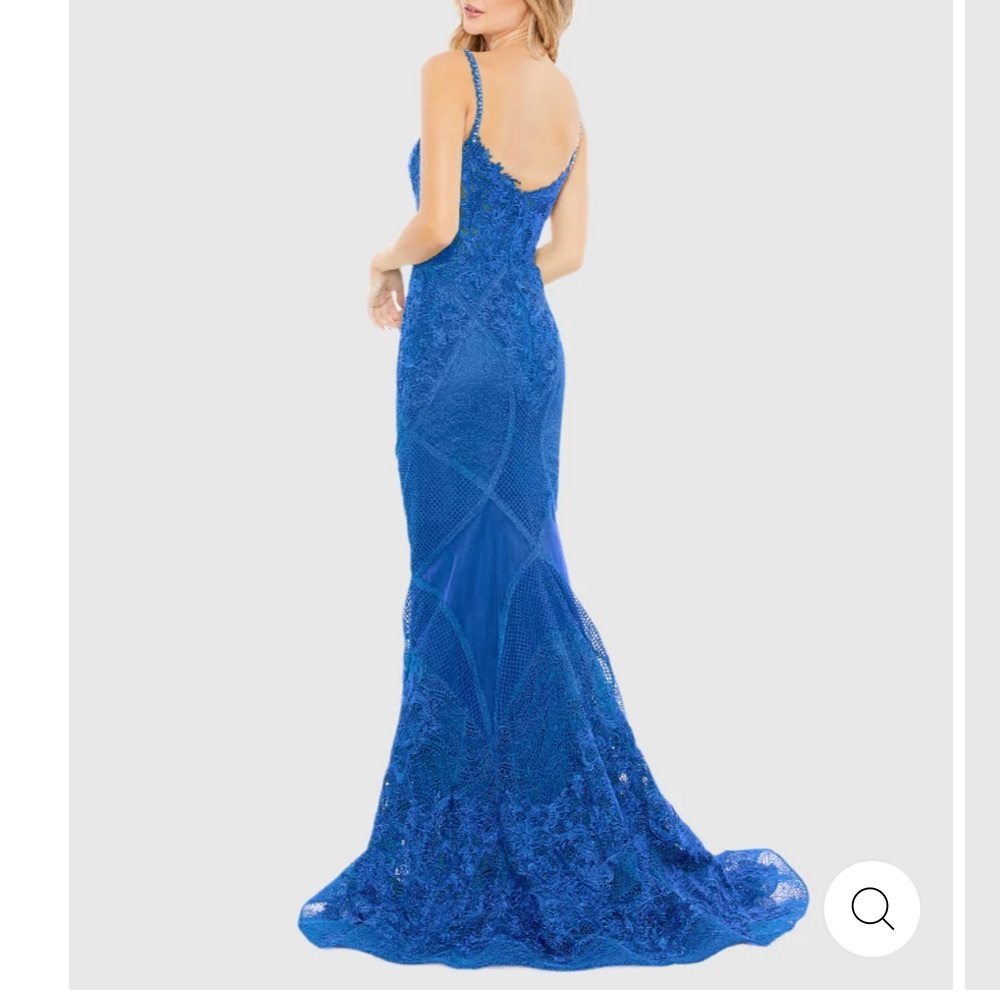 Mac Duggal Royal Blue Lace Mermaid Gown Size 4 - Picture 2 of 9